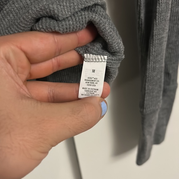 Aerie Real Soft quarter button Henley long sleeve - Picture 4 of 7